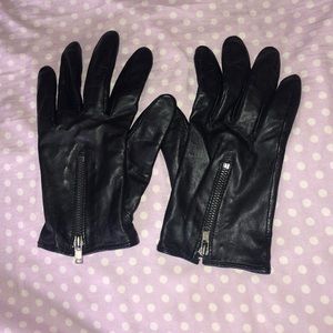 Black Leather gloves size medium